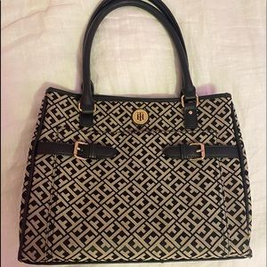 Tommy Hilfiger purse/handbag👜